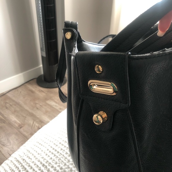 Black purse - Picture 8 of 8